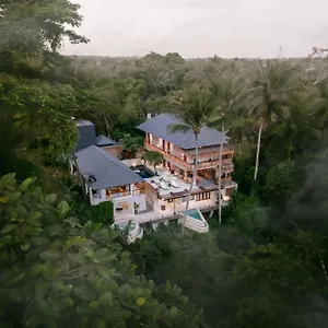 https://suara-alam-hotel-ubud-by-ini-vie-hospitality.ubudhotelsnow.com